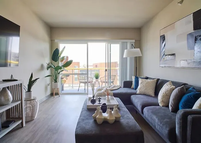 Blue Marina Views Top Floor Unit 2Bd 2Ba