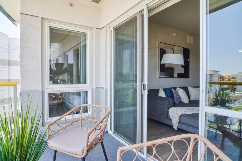 Blue Marina Views Floor Unit 2bd 2ba Apartamento Los Angeles