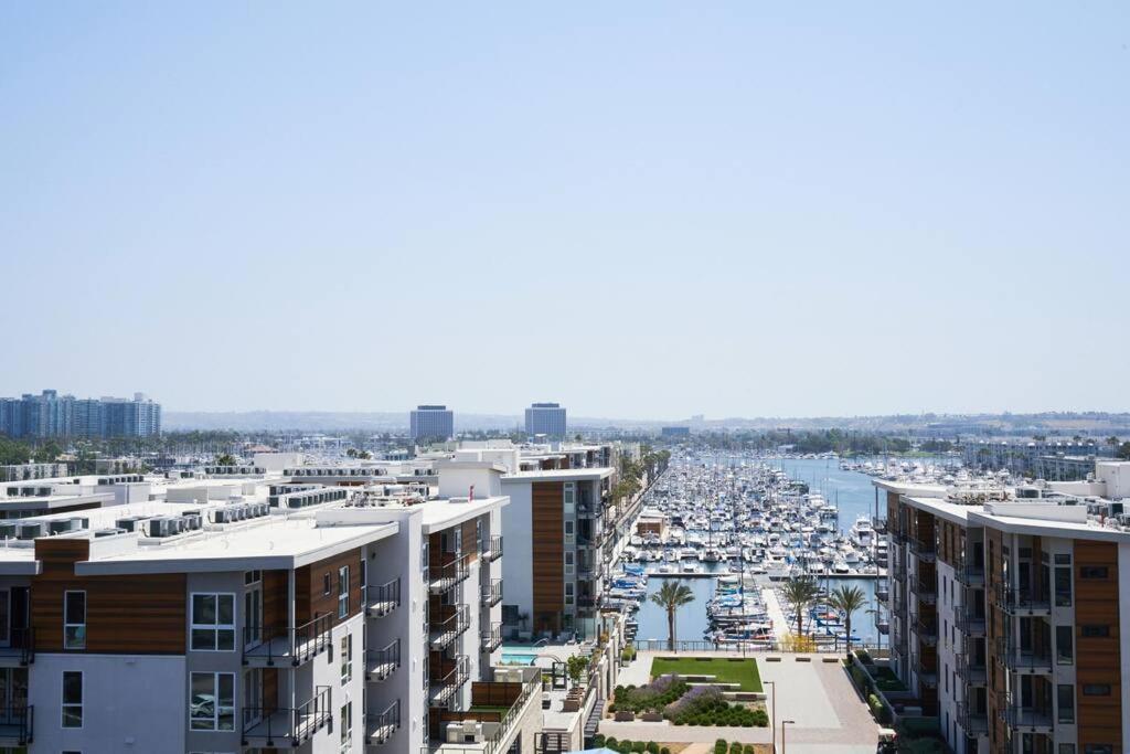 Blue Marina Views Floor Unit 2bd 2ba
